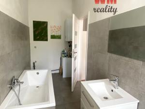 Pronájem bytu 1+1, Dalovice, U Kostela, 38 m2