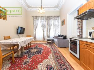 Prodej ubytování, Teplice, Pod Doubravkou, 765 m2