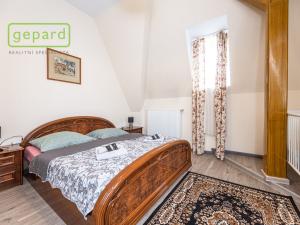 Prodej ubytování, Teplice, Pod Doubravkou, 765 m2