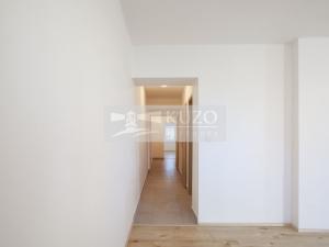 Prodej bytu 3+kk, Líšťany - Hunčice, Hunčice, 74 m2