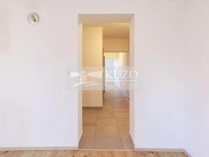 Prodej bytu 3+kk, Líšťany - Hunčice, Hunčice, 84 m2