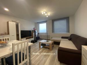 Prodej bytu 2+kk, Ústí nad Labem - Krásné Březno, V Oblouku, 48 m2