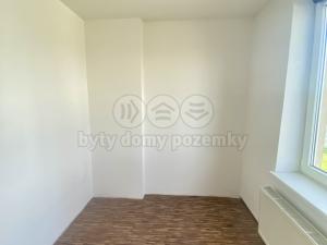 Pronájem bytu 2+kk, Krnov - Krásné Loučky, Krásné Loučky, 60 m2