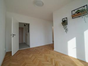 Pronájem bytu 2+1, Beroun, Třída Míru, 33 m2