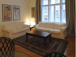 Pronájem bytu 3+1, Praha - Nové Město, Odborů, 80 m2