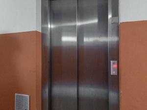 Prodej bytu 3+1, Praha - Komořany, Na Poustkách, 77 m2