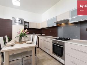 Prodej bytu 2+kk, Opava, U Střelnice, 56 m2