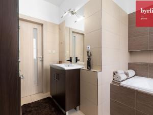 Prodej bytu 2+kk, Opava, U Střelnice, 56 m2