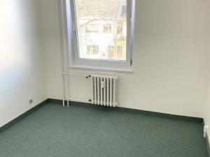 Pronájem bytu 2+1, Třebíč - Nové Dvory, Obránců míru, 57 m2