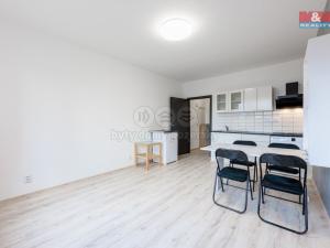 Pronájem bytu 1+kk, Karlovy Vary - Rybáře, U Koupaliště, 24 m2