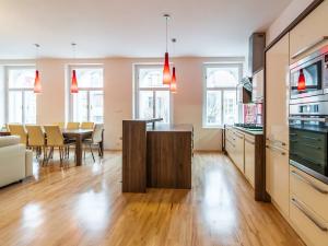 Pronájem bytu 4+kk, Praha - Vinohrady, Lucemburská, 108 m2