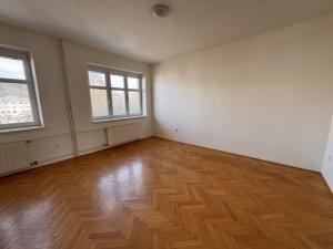 Pronájem bytu 2+kk, Zlín, třída Tomáše Bati, 66 m2