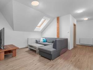 Prodej bytu 2+kk, Chrást, Dlouhá, 60 m2