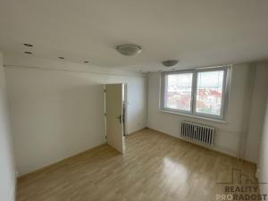 Pronájem bytu 3+1, Břeclav, sídl. Dukelských hrdinů, 75 m2