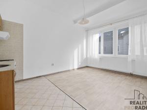 Pronájem bytu 2+kk, Pardubice, Smilova, 50 m2
