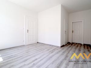 Pronájem bytu 3+kk, Hradec Králové, Klumparova, 83 m2