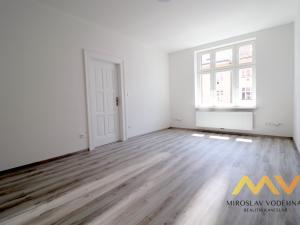 Pronájem bytu 3+kk, Hradec Králové, Klumparova, 83 m2