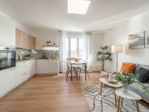 Prodej bytu 2+kk, Davle, Sídliště, 41 m2