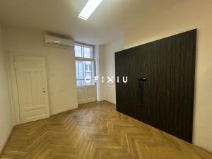 Pronájem kanceláře, Brno, Jakubské náměstí, 19 m2