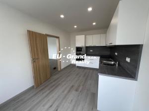 Pronájem bytu 3+1, Varnsdorf, Karolíny Světlé, 77 m2