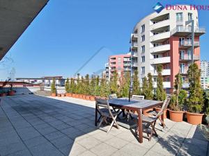 Pronájem bytu 2+kk, Praha - Záběhlice, Mattioliho, 64 m2