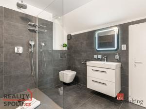Prodej rodinného domu, Lešany, 230 m2