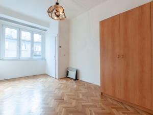 Pronájem bytu 2+1, Praha - Smíchov, Moulíkova, 49 m2