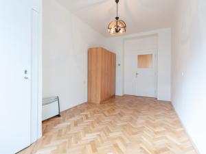 Pronájem bytu 2+1, Praha - Smíchov, Moulíkova, 49 m2