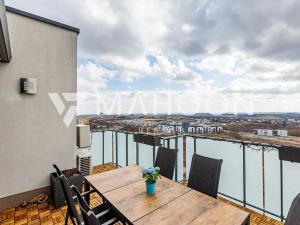 Prodej bytu 4+kk, Praha - Stodůlky, náměstí Junkových, 122 m2
