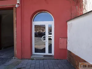 Pronájem obchodního prostoru, Prostějov, nám. Edmunda Husserla, 56 m2