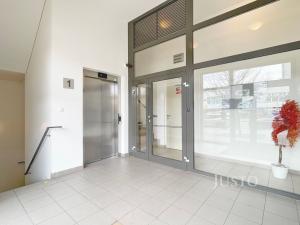 Prodej bytu 3+kk, Praha - Modřany, Československého exilu, 69 m2