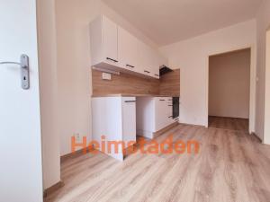 Pronájem bytu 3+1, Havířov - Město, Hlavní třída, 80 m2