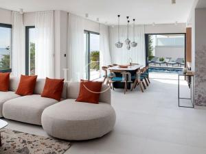 Prodej vily, Podstrana, Chorvatsko, 220 m2