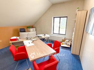 Prodej obchodního prostoru, Jihlava - Hruškové Dvory, 796 m2