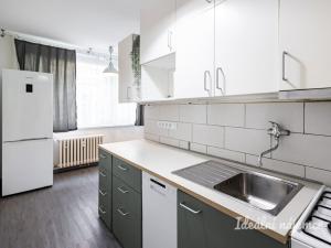 Pronájem bytu 3+1, Praha - Hloubětín, Slévačská, 74 m2