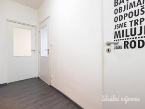 Pronájem bytu 3+1, Praha - Hloubětín, Slévačská, 74 m2