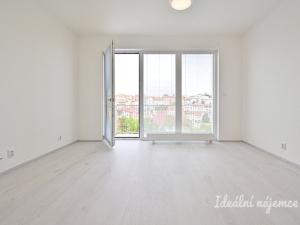 Pronájem bytu 1+kk, Brno, Střední, 32 m2
