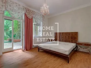 Prodej bytu 3+1, Karlovy Vary, Mariánskolázeňská, 206 m2