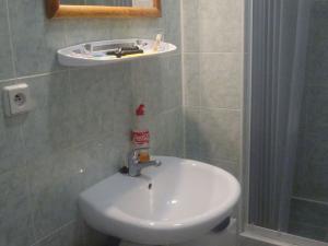 Pronájem bytu 1+kk, Praha - Jinonice, V Roháčích, 20 m2