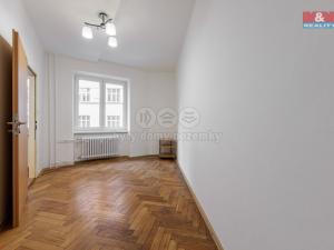 Pronájem bytu 2+1, Karlovy Vary, nábřeží Jana Palacha, 52 m2