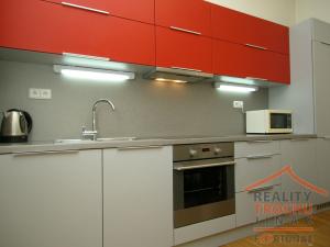 Prodej bytu 2+kk, Pardubice, K Višňovce, 52 m2