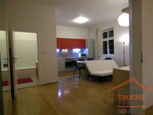 Prodej bytu 2+kk, Pardubice, K Višňovce, 52 m2