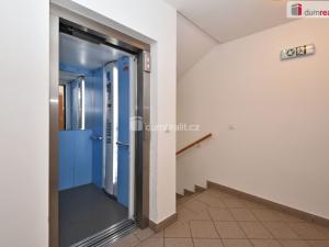 Prodej bytu 2+kk, Praha - Řepy, Zrzavého, 56 m2