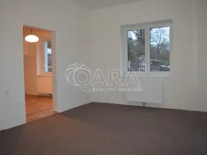 Pronájem bytu 2+1, Mnichovice, Pod mohylou, 78 m2