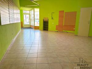 Pronájem obchodního prostoru, Hodonín, Národní třída, 62 m2