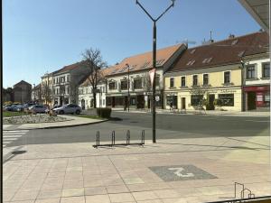 Pronájem obchodního prostoru, Hodonín, Národní třída, 62 m2
