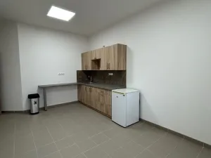 Pronájem kanceláře, Sedliště, 402 m2