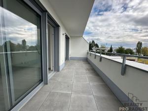 Pronájem bytu 2+kk, Olomouc - Chválkovice, Železniční, 83 m2