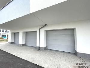 Pronájem bytu 2+kk, Olomouc - Chválkovice, Železniční, 83 m2