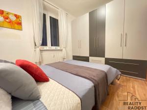 Pronájem bytu 2+kk, Olomouc, Dr. Milady Horákové, 38 m2